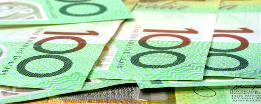 Tiền mặt mang theo bao nhiêu là đủ khi qua Úc du học ?
