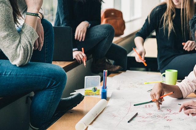 Quỹ Yes to International Students Fund (YISF): Thúc Đẩy Giáo Dục Quốc Tế của Victoria